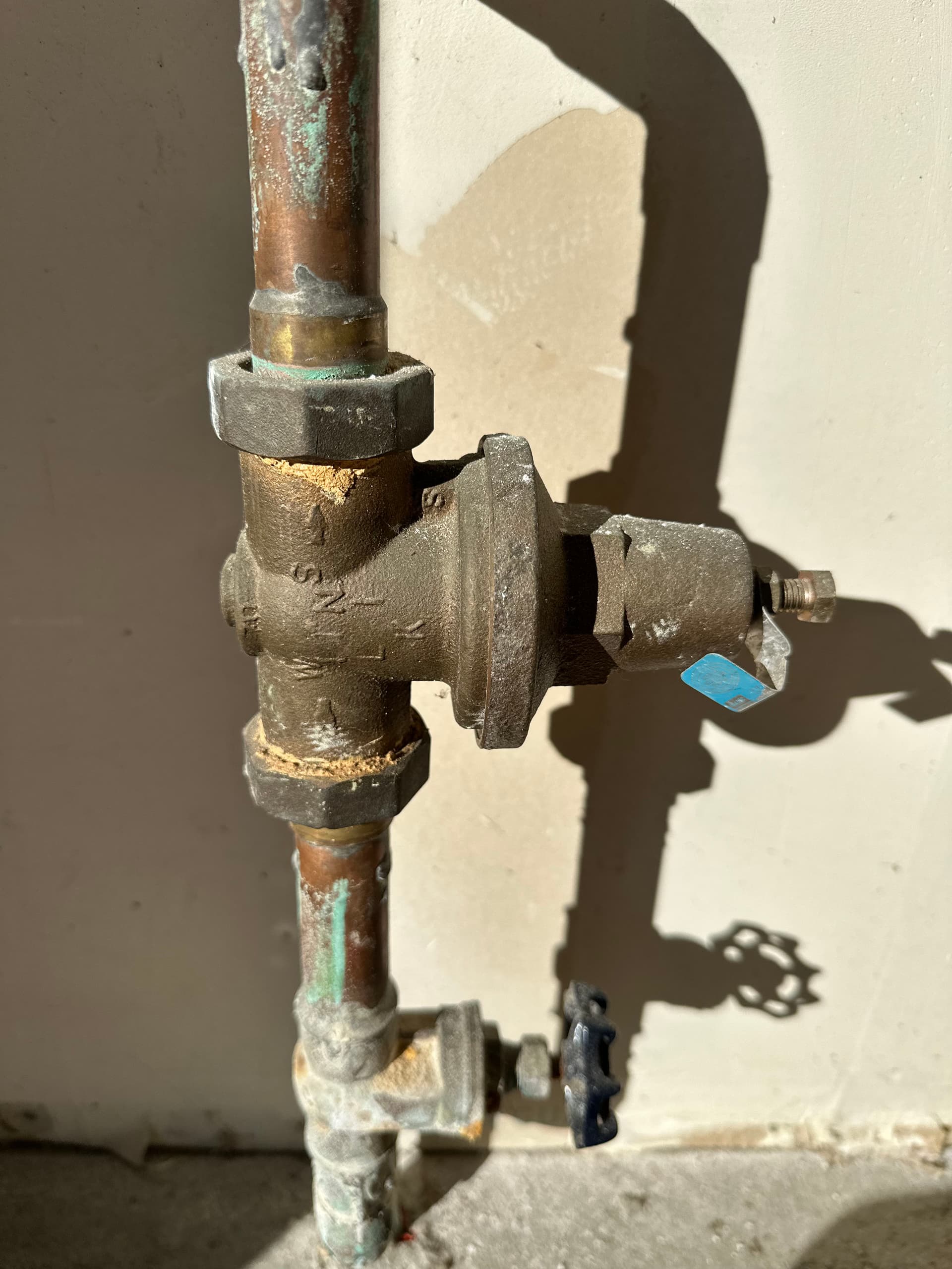 Gallery photos for High Water pressure Could Be damaging Your Home's plumbing: Image #1